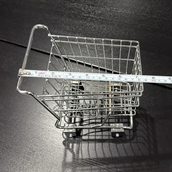 Miniature Silver Metal Rolling Functioning Shopping Cart - Picture 3 of 9